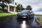 Chrysler 200 2015 года